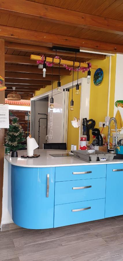 "Chez Claudia "Charmant Logement Avec Jacuzzi Privatif En Toute Intimite Sur Belle Terrasse Exterieure En Bois Et Piscine Courcelles Esterno foto