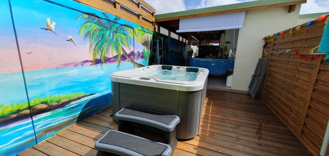 "Chez Claudia "Charmant Logement Avec Jacuzzi Privatif En Toute Intimite Sur Belle Terrasse Exterieure En Bois Et Piscine Courcelles Esterno foto