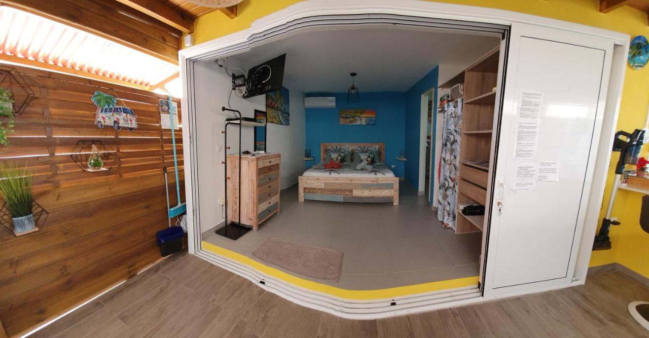 "Chez Claudia "Charmant Logement Avec Jacuzzi Privatif En Toute Intimite Sur Belle Terrasse Exterieure En Bois Et Piscine Courcelles Esterno foto