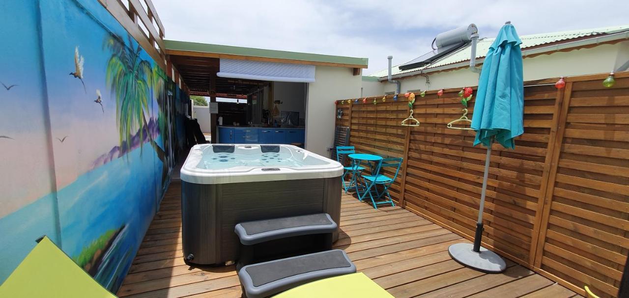 "Chez Claudia "Charmant Logement Avec Jacuzzi Privatif En Toute Intimite Sur Belle Terrasse Exterieure En Bois Et Piscine Courcelles Esterno foto